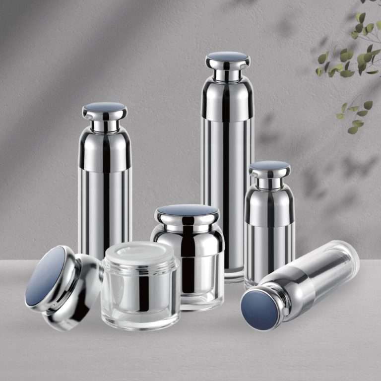 Cosmetic packaging set SR-2167A available in 15ml 30ml 50ml and 100ml with pump dispenser for lotion toner and cream packaging